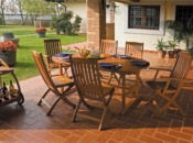 Poltroncina regolabile in legno di Balau con finitura ad olio 